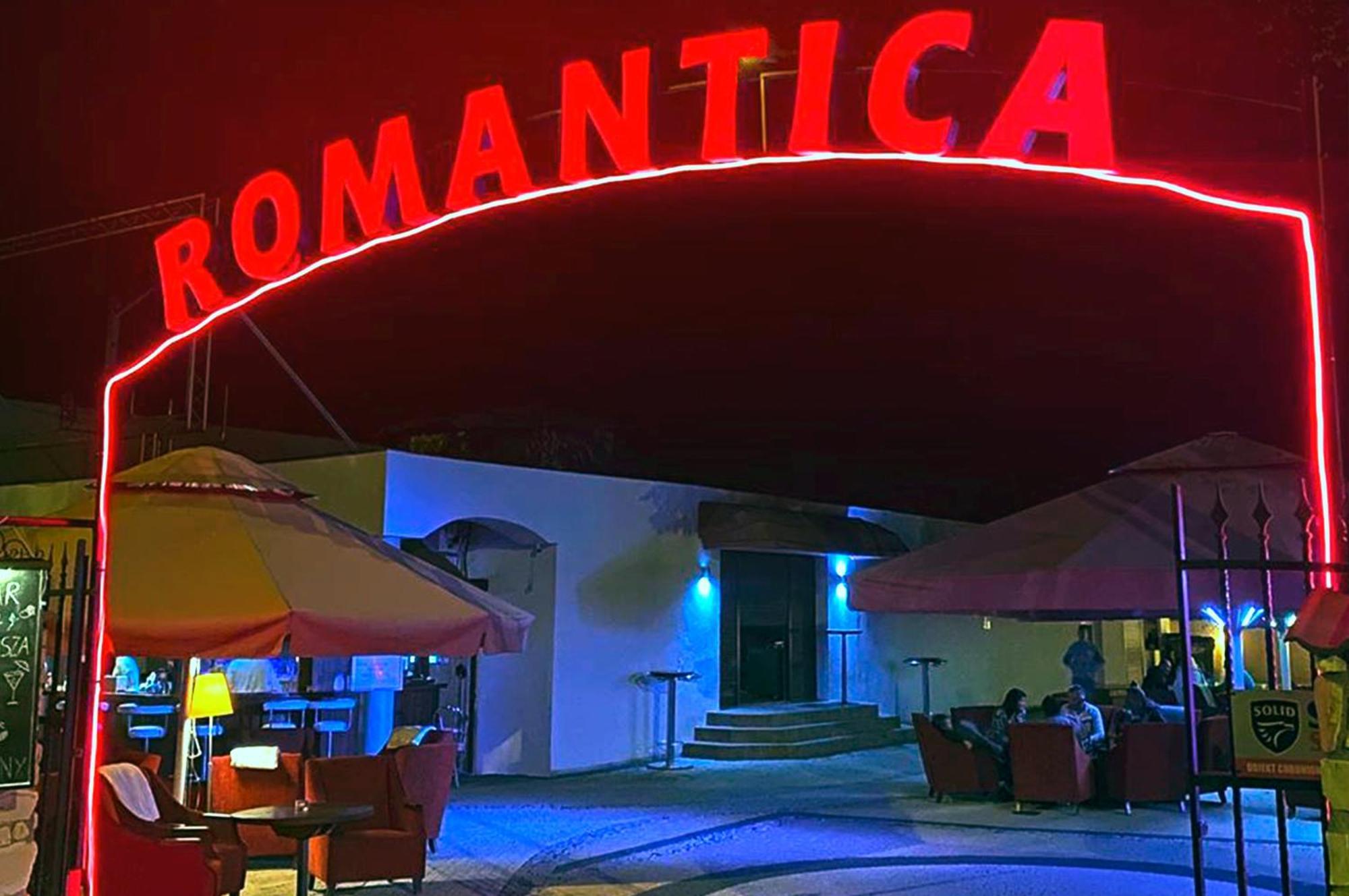 Hotel Neptun Ястшембя-Гура Экстерьер фото